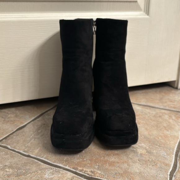 Platform suede ankle boots - Picture 3 of 5